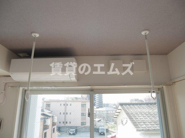【設備】 | ラ・ブランシュ | ラ・ブランシュの室内物干し