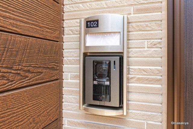 シャルマン櫻街　十番館のエントランス