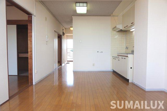 健軍エルイービル飛鳥の居間・リビング