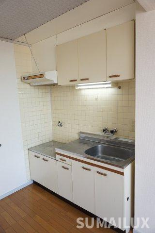 健軍エルイービル飛鳥のキッチン