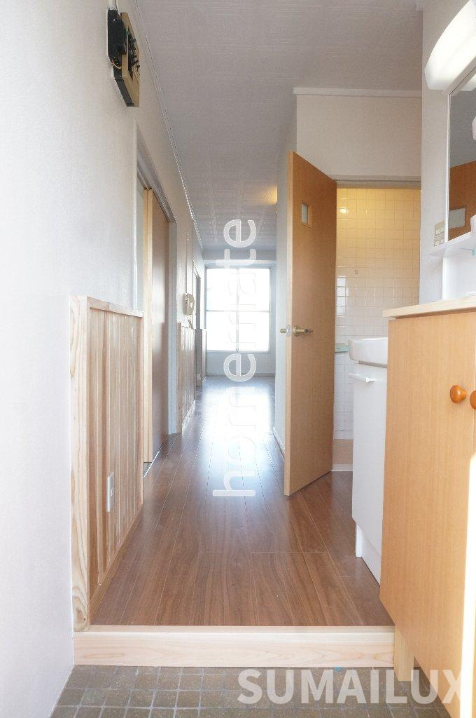 健軍エルイービル飛鳥の玄関