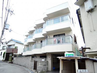 【外観】 | アンフィニィ・真上