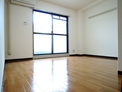 【洋室】 | アンフィニィ・真上