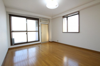 【洋室】 | メゾンシーパレス