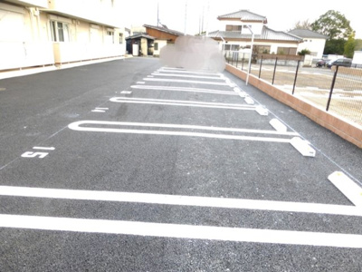 【駐車場】 | コリーヌオッツ
