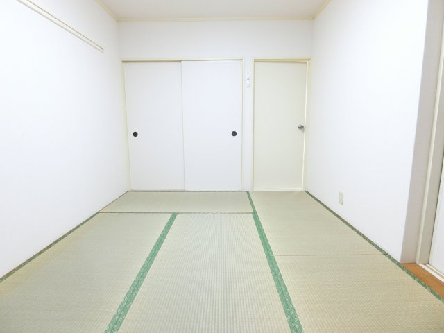 ファミリーハウス須賀の和室