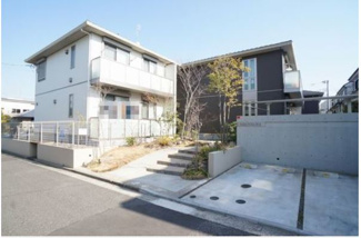 【外観】 | 積水ハウス施工の賃貸住宅シャーメゾン！ブルーライン「仲町台」駅より徒歩圏内です♪小学校や中学校が近くてお子様のいるファミリーさんには嬉しい立地です☆
