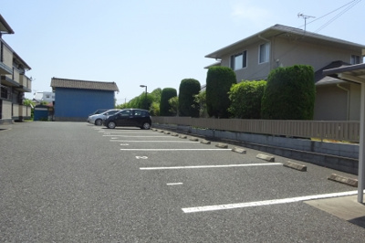 【駐車場】 | ロイヤルガーデン高萩Ｂ