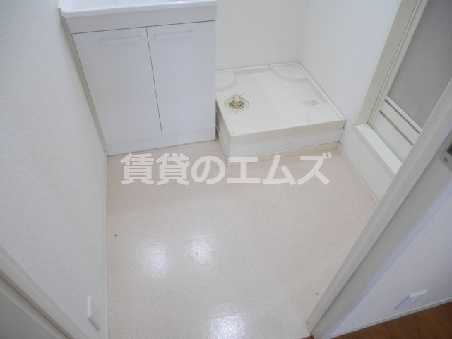 【洗面所】 | ルーチェ南福岡 | ルーチェ南福岡の脱衣所