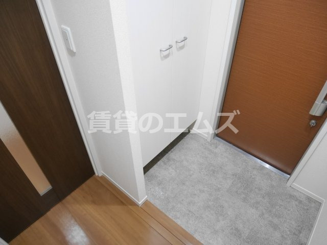 【玄関】 | ルーチェ南福岡 | ルーチェ南福岡の玄関