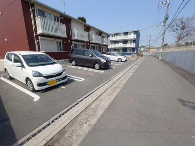 【駐車場】 | ラズベリー荘