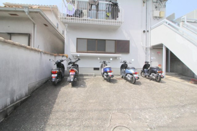 【駐車場】 | メイプルハウス