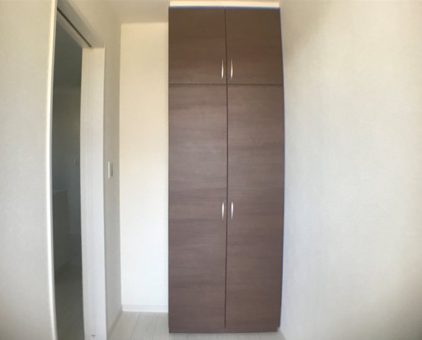 リーブルファイン新舞子　2号棟の収納