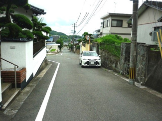 【前面道路含む現地写真】