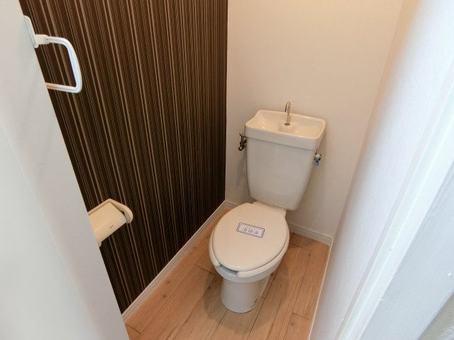 R-BOXOHISHIのトイレ|ゆったりとした空間のトイレです