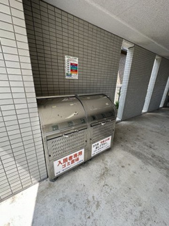 【その他共用部分】 | 敷地内ごみ置き場でごみ出しもらくらく～♪忙しい社会人さんや学生さんにもうってつけ！