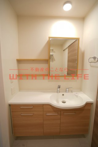 ルピナ梅満【キャッシュバック対象】の独立洗面台|独立洗面台で身支度をすべて済ませてしまいましょう