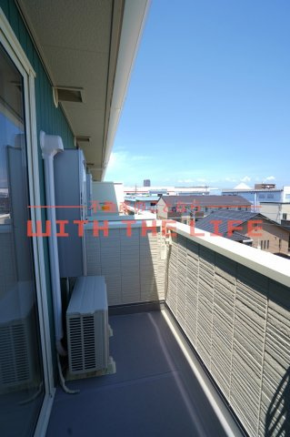 ルピナ梅満【キャッシュバック対象】のバルコニー|バルコニーがあります