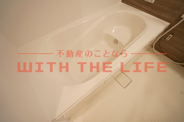 ルピナ梅満【キャッシュバック対象】の浴室|きれいなお風呂です