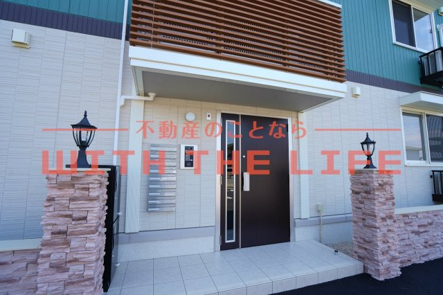 ルピナ梅満【キャッシュバック対象】のエントランス|建物の内部です