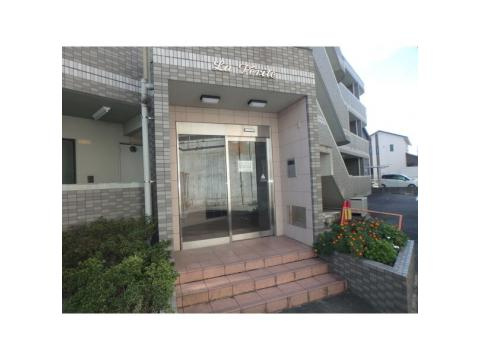 La Verite(ラ・ヴェリテ)のエントランス