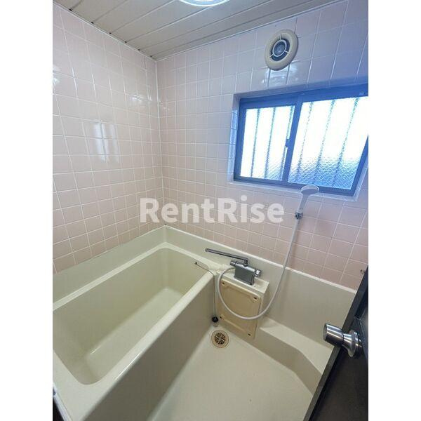 一宮パークハイツの浴室