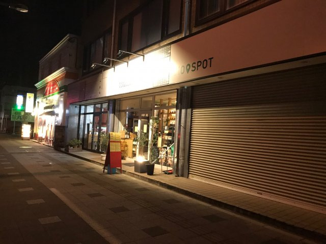 新横溝ビルのロビー