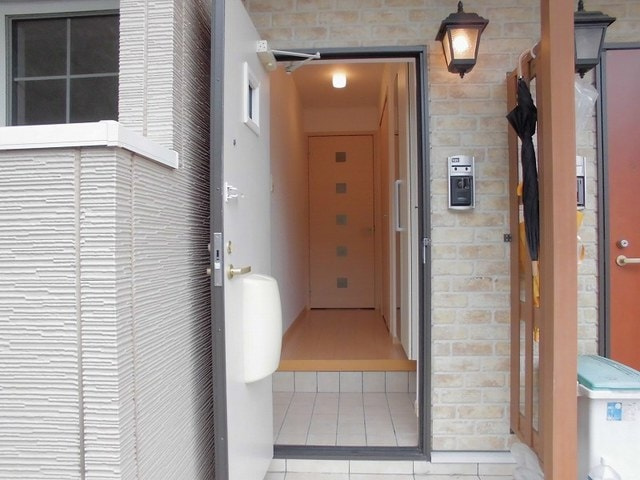 プロムナード弐番館の玄関