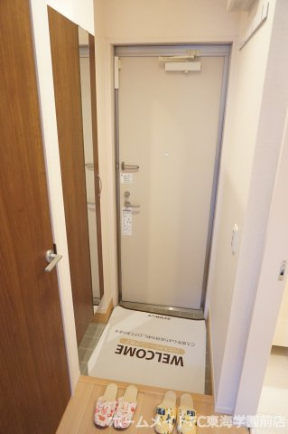 合志市須屋のアパートの玄関