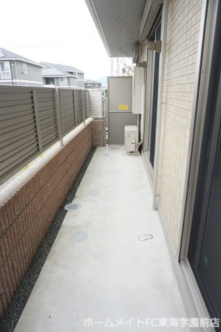合志市須屋のアパートのバルコニー