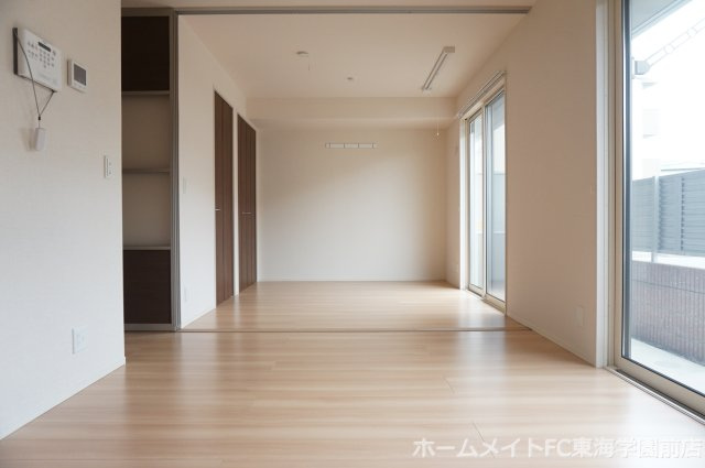 合志市須屋のアパートの居間・リビング