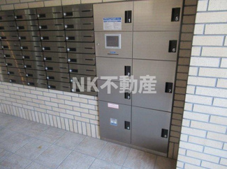 【その他共用部分】 | 宅配ボックス
です