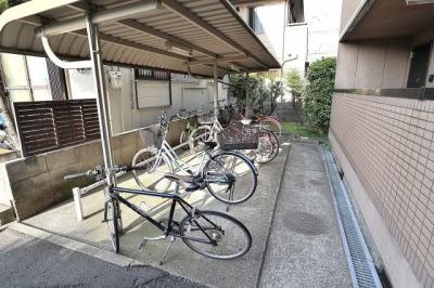 【駐車場】 | ルアージュ中谷 | 駐車場です
