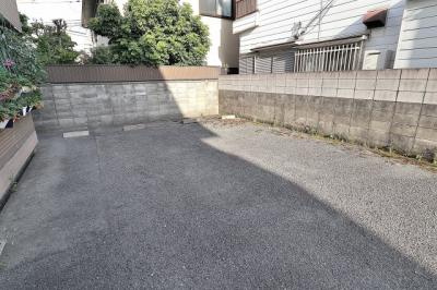 【駐車場】 | ルアージュ中谷 | 駐車場があります