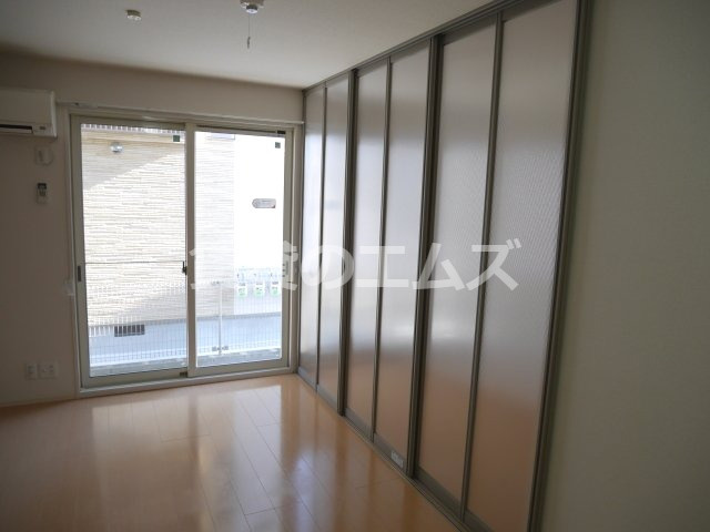 【居間・リビング】 | ロイヤルコート東那珂 | ロイヤルコート東那珂のリビング