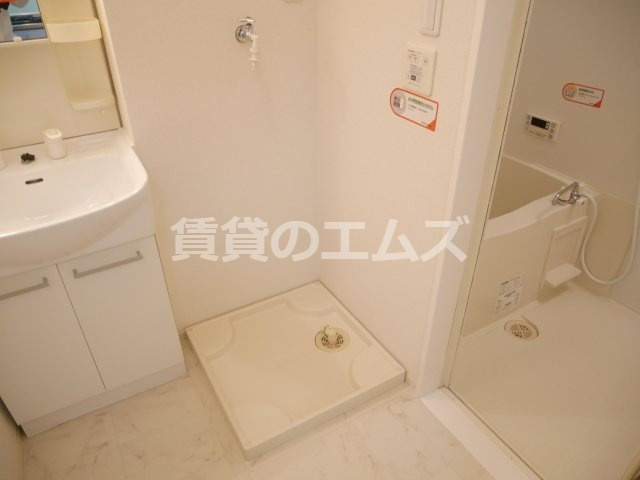 【設備】 | ロイヤルコート東那珂 | ロイヤルコート東那珂の室内洗濯機置き場