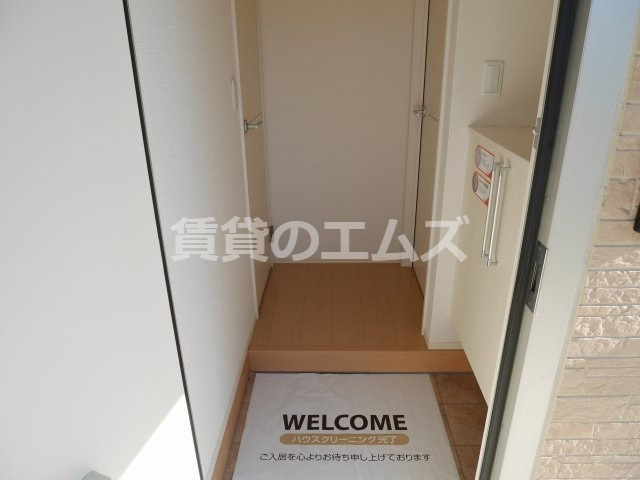 【玄関】 | ロイヤルコート東那珂 | ロイヤルコート東那珂の玄関