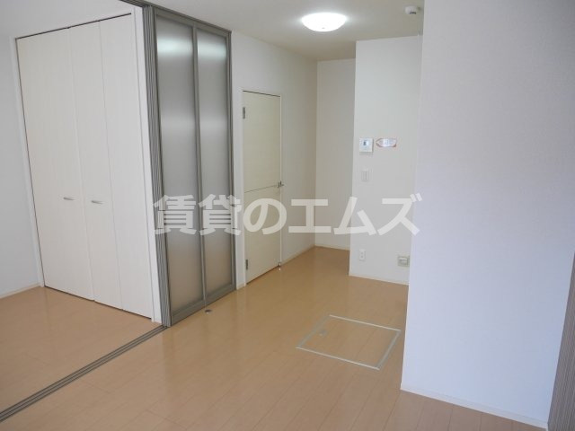 【居間・リビング】 | ロイヤルコート東那珂 | ロイヤルコート東那珂のリビング