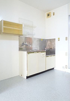 【キッチン】 | サンハイツ坂口 | コンパクトなキッチンで掃除もラクラク