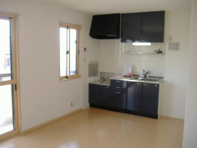 【居間・リビング】 | ソレーユ高岡 C棟