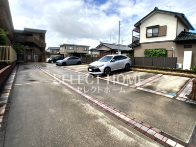 【駐車場】 | ベルウッドガーデンプレイス | 駐車場完備です
