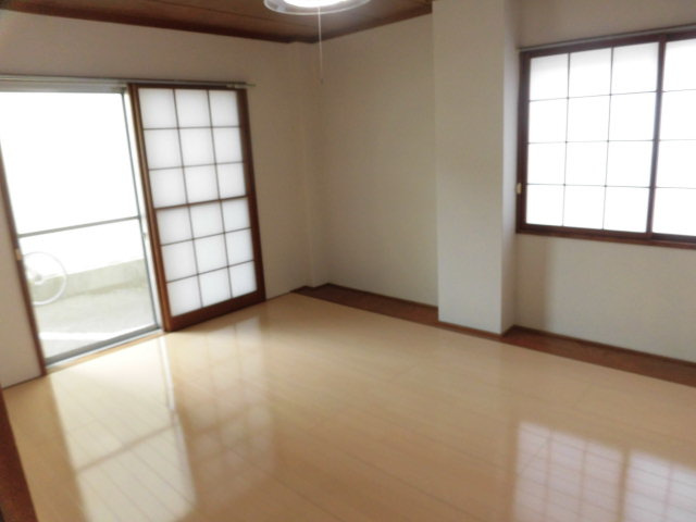 あこやコーポラスAの洋室
