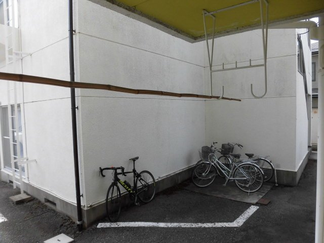 あこやコーポラスAのバルコニー