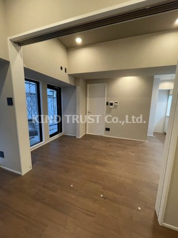 ブエナビスタ西天満の居間・リビング