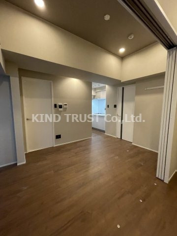 ブエナビスタ西天満の居間・リビング