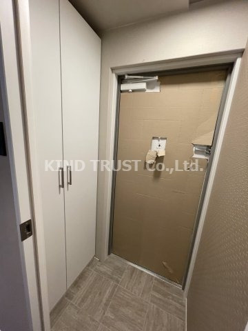 ブエナビスタ西天満の玄関