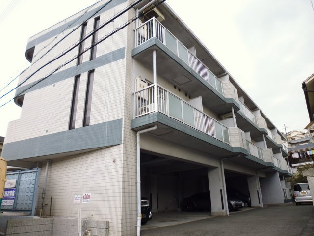 ベルトピア朝霧の外観