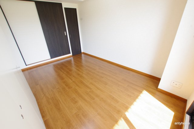 SSK　NORTH　OSAKA　仲介手数料無料の居間・リビング