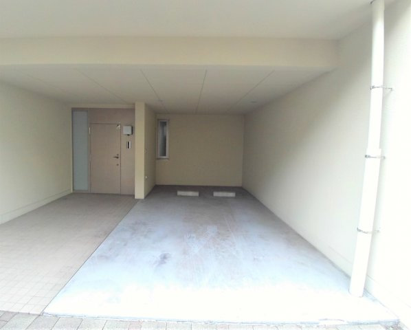 【駐車場】 | プレミアガーデン本郷 | 【プレミアガーデン本郷】