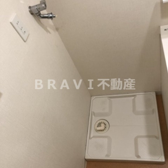 サムティ本町東レジックス　BRAVI不動産の設備|【サムティ本町東レジックス】洗濯機置き場